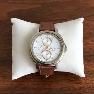 ✨🍁Leather Fossil watch - Gold Accents